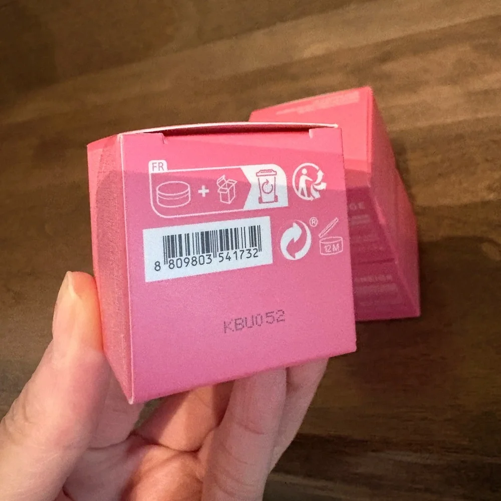 LANEIGE Lip Sleeping Mask Intense Hydration with Vitamin C - Berry - Picture 3 of 6